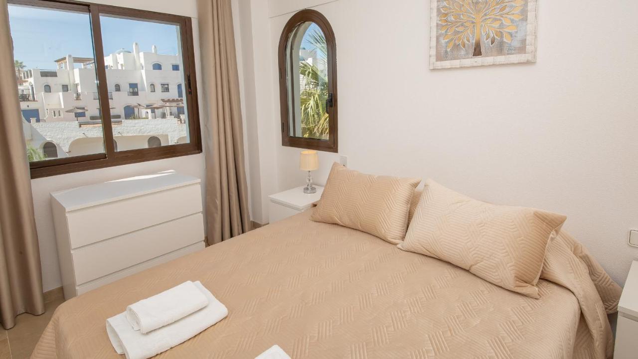 Lovely 2-Bed Apartment In Marina De La Duquesa Castillo de Sabinillas Екстер'єр фото